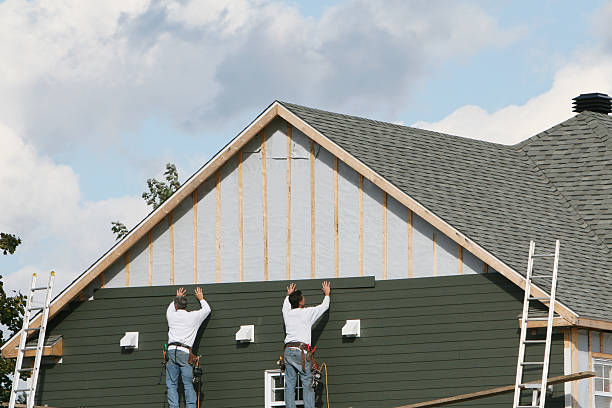 Professional Siding Contractor technician working in Marriottsville, MD